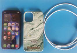 iPhone 12 mini 64 GB neue Batterie + Zubehör 