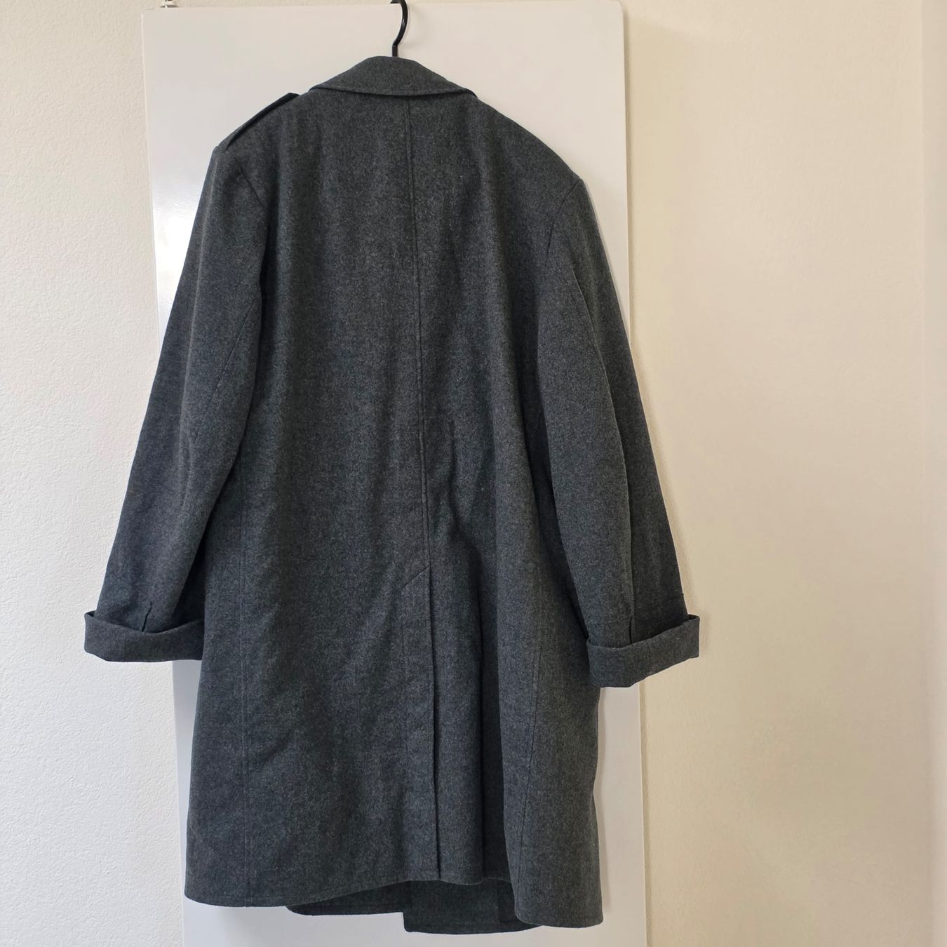 Schweizer Armee Mäntel: Schweizer Armee Mantel grau Wolle  – Gebraucht aus Rheinsulz von Dred 2