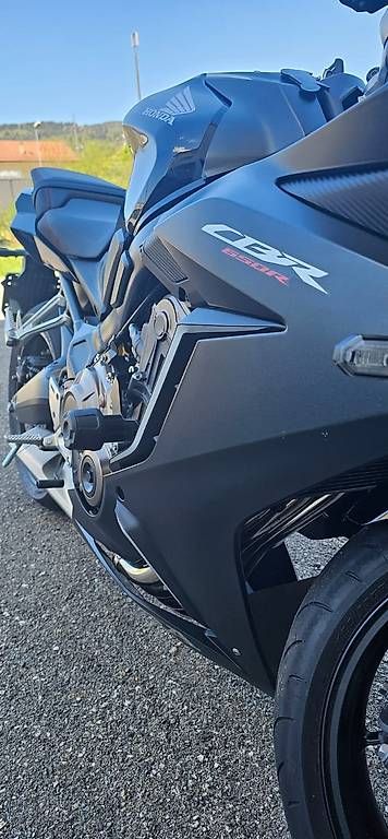Honda Strada: Honda CBR650 R, 2021, QuickShifter – Usato da Vallorbe venduto da mig_zpk7 8