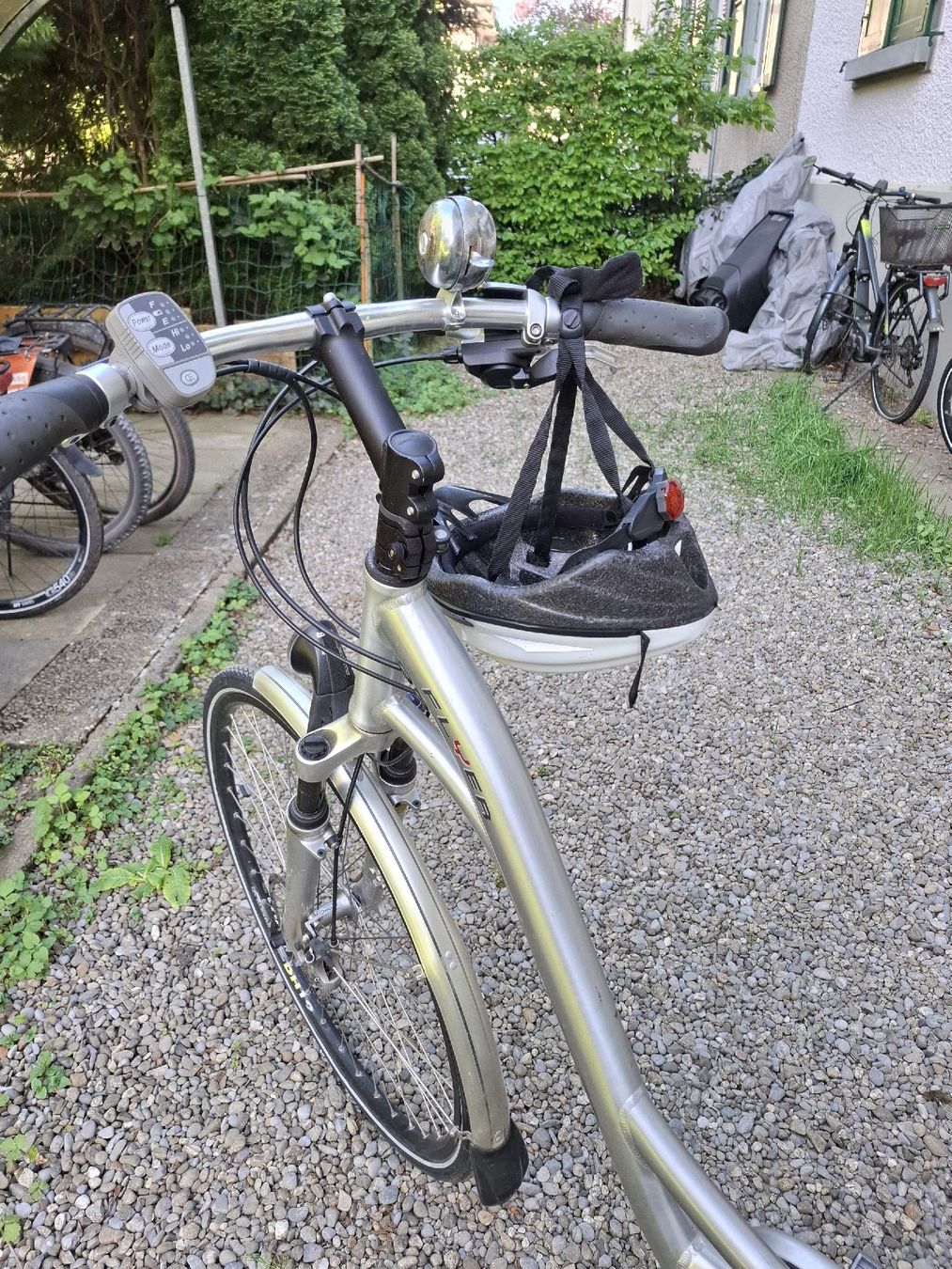 Biciclette: fleyer silber – Usato da Bern venduto da lisa053 3