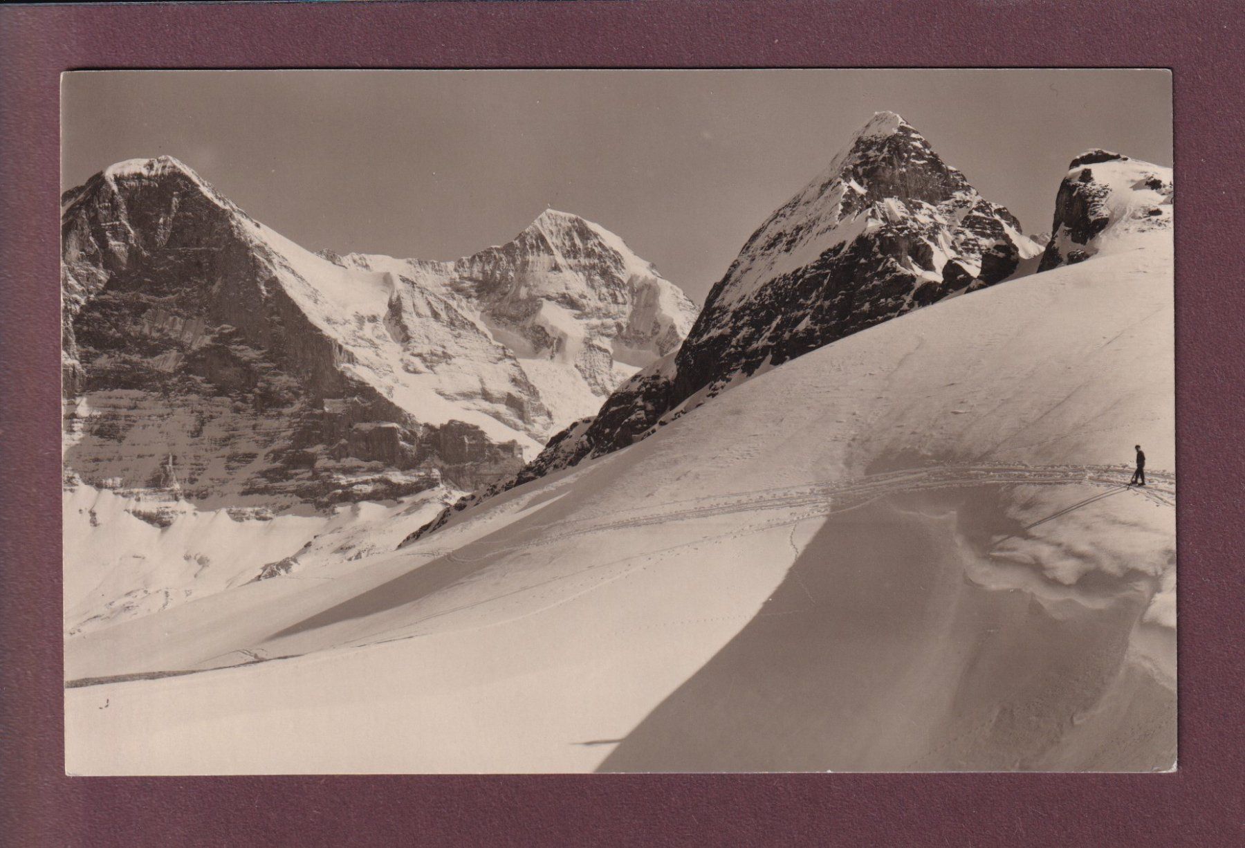 Cartoline postali: MÄNNLICHEN - Eiger - Mönch - Tschuggen - 1932 – Usato da Pully venduto da nicecards