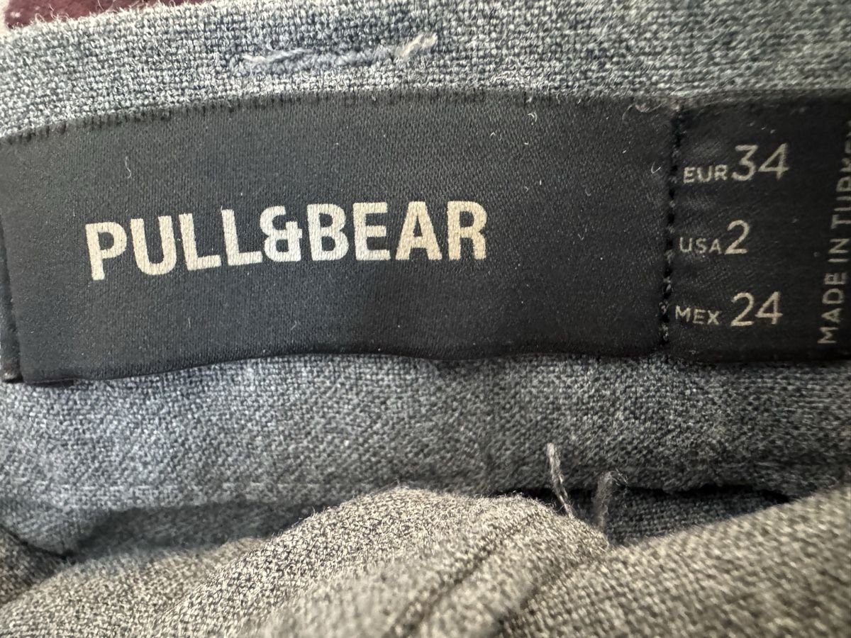 Pull&Bear Pantaloni: Pull&Bear Stoffhose, Gr. 34, Top Zustand – Usato da Neuenegg venduto da mel_5pnq 2