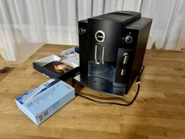 JURA Impressa C5 Kaffeevollautomat – gepflegt & voll funktio