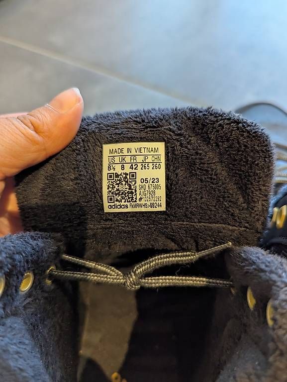 Scarpe da uomo: Chaussure Adidas  – Usato da Villars-le-Grand venduto da Svetblaser 2