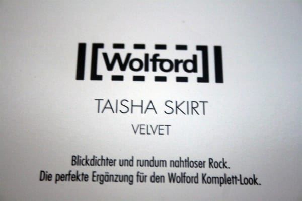 Ladenneu in OVP WOLFORD Taisha Skirt Kaufen auf Ricardo