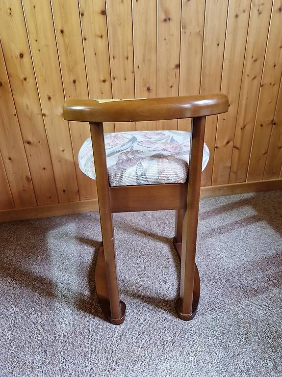 Tabourets: Hocker – D'occasion à Grindelwald par jana2094 1
