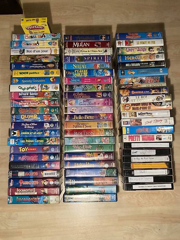 Tutti i VHS: Large choix de VHS original et enregistré – Usato da Belmont-sur-Yverdon venduto da Manu1112