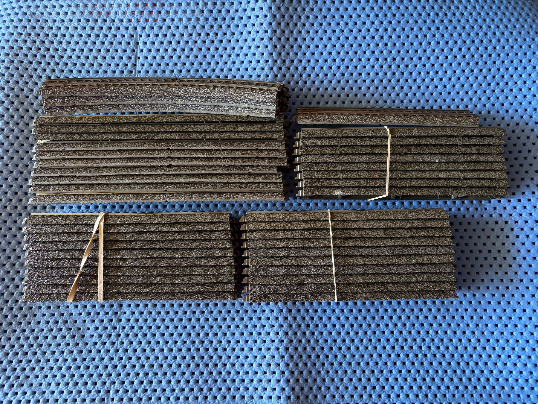 Märklin Modelleisenbahnen: 42x Marklin C Schinen – Gebraucht aus Hauterive NE von eriamch