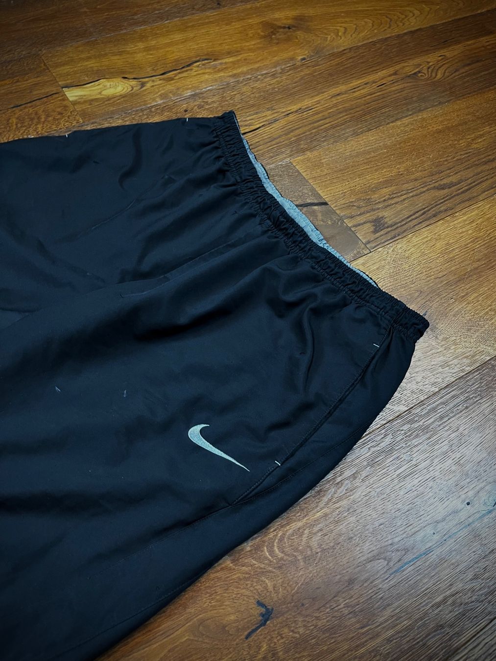 Nike Pantaloni: Nike Trainingshosen in schwarz – Usato da Lindau venduto da KT_Vintage 1