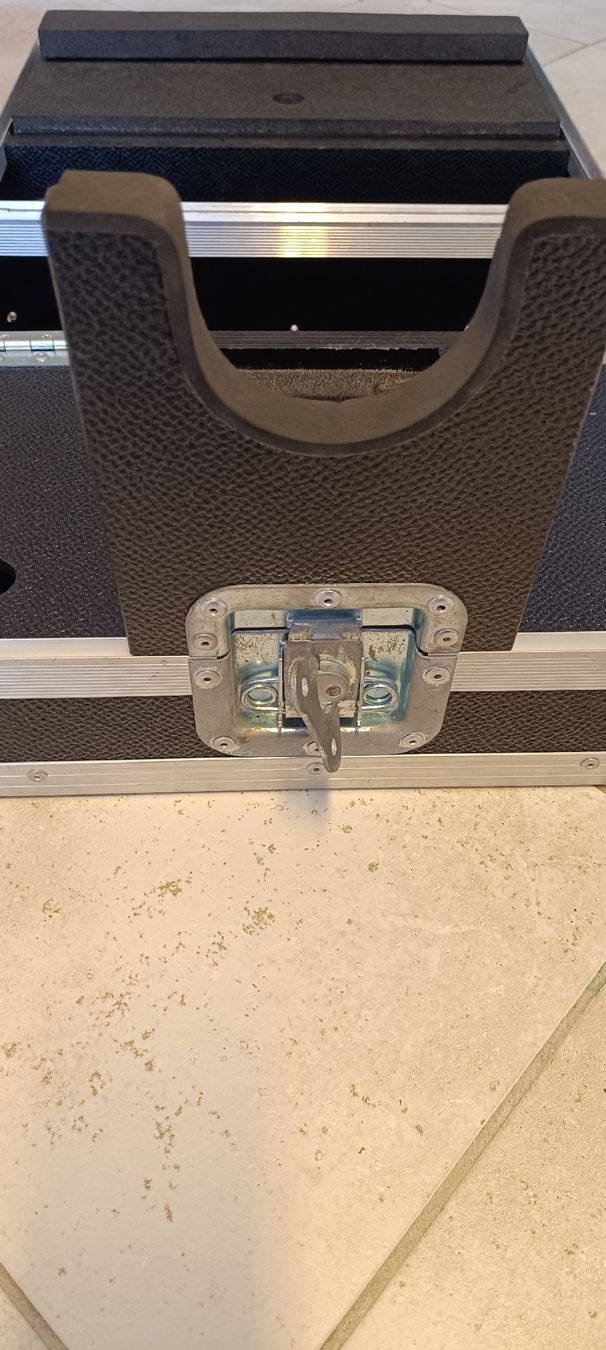Valises de voyage: Flightcase , Musikcase, amptown Case Germany  – D'occasion à Arbon par Gatto81 7