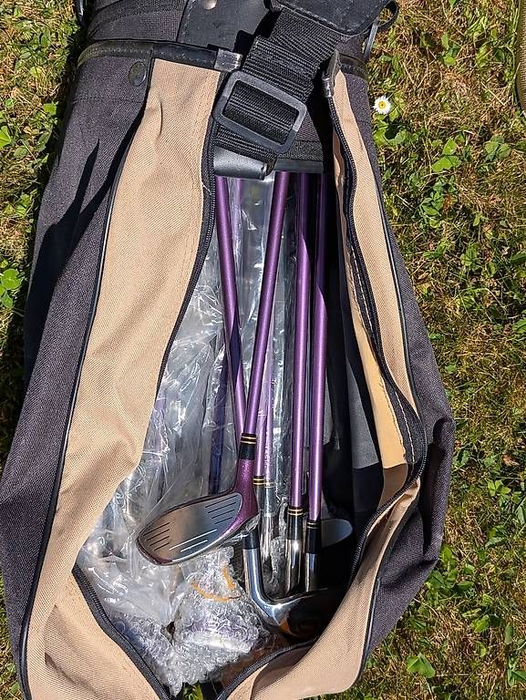 Mazze & Set: Set complet de golf pour dames débutantes NEUF – Usato da Chavornay venduto da bealil 1