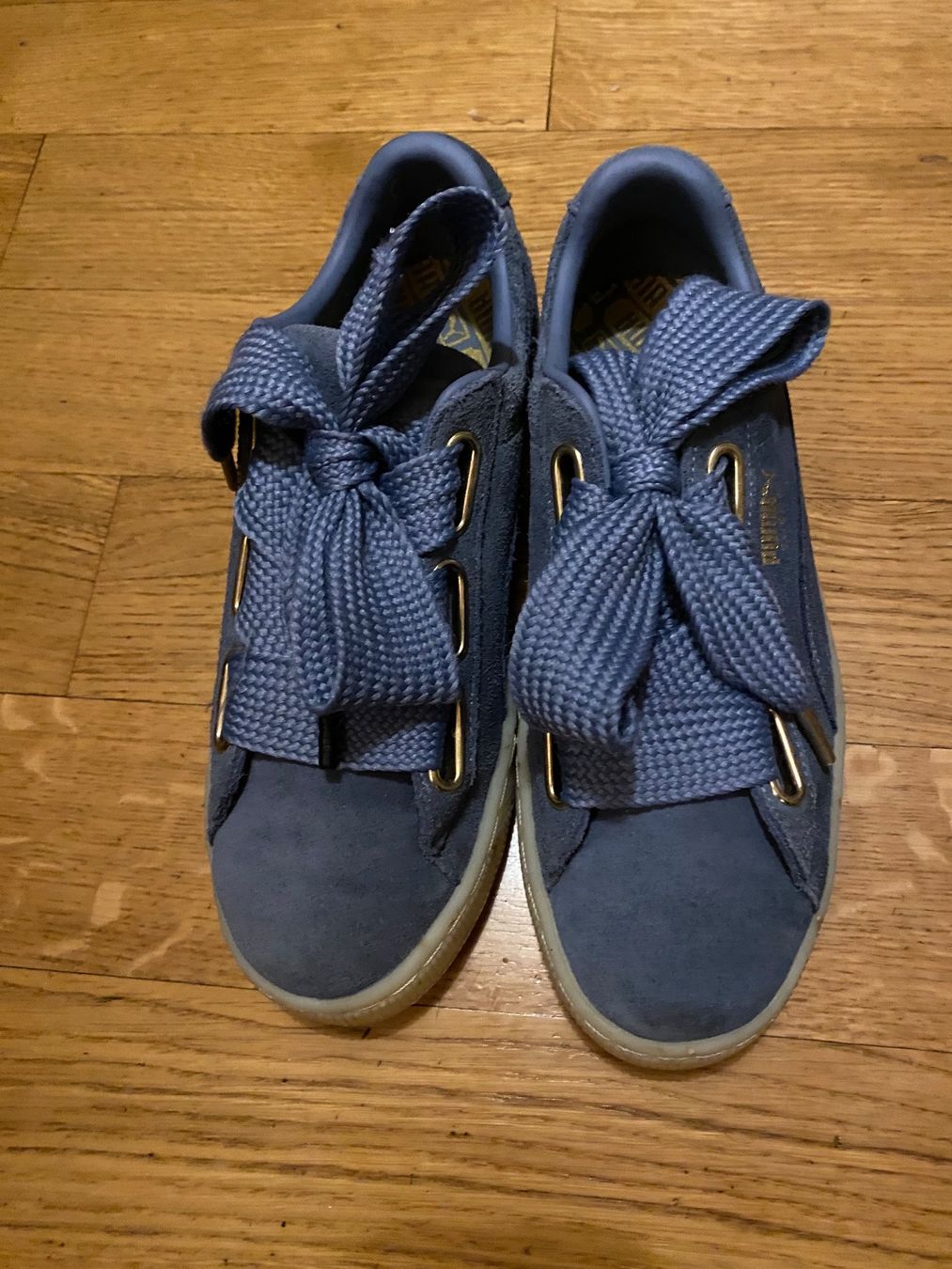 Puma Damenschuhe: Sneaker cuir suédé 39 Puma – Gebraucht aus Geneve von Monthoux13
