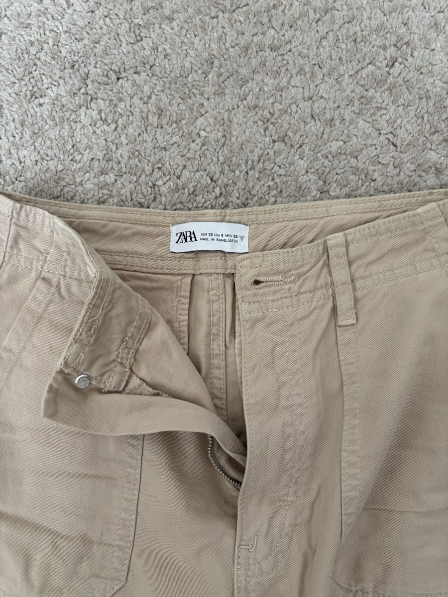 Zara Jeans: Jeans Cargo Zara – Nuovo (secondo la descrizione) da Bern venduto da katypustovarov