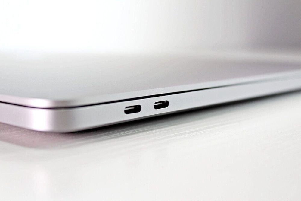 Apple Notebooks: Macbook Pro 16" – Gebraucht aus Frauenfeld von nazanin 1