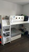 Etagenbett weiss mit integrierter Truhe 