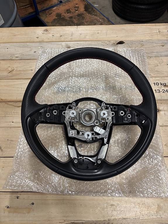 Trattori: Lenkrad Yaris GR-S XP21  – Usato da Uttigen venduto da sch_7pgr