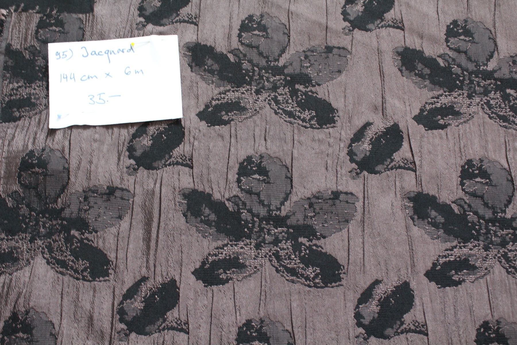 Tessuti: Jacquard mit Blumenmuster – Nuovo (secondo la descrizione) da Zürich venduto da yvo_9d6l
