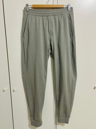 UNIQLO / AIRism Jogginghose (Gr. M)