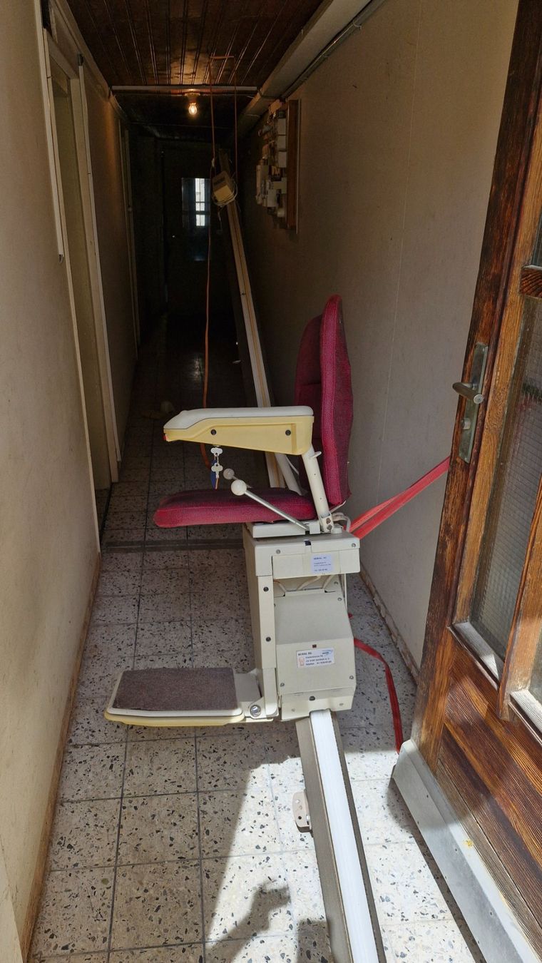 Scale: Treppenlift – Usato da Kienberg venduto da E2002