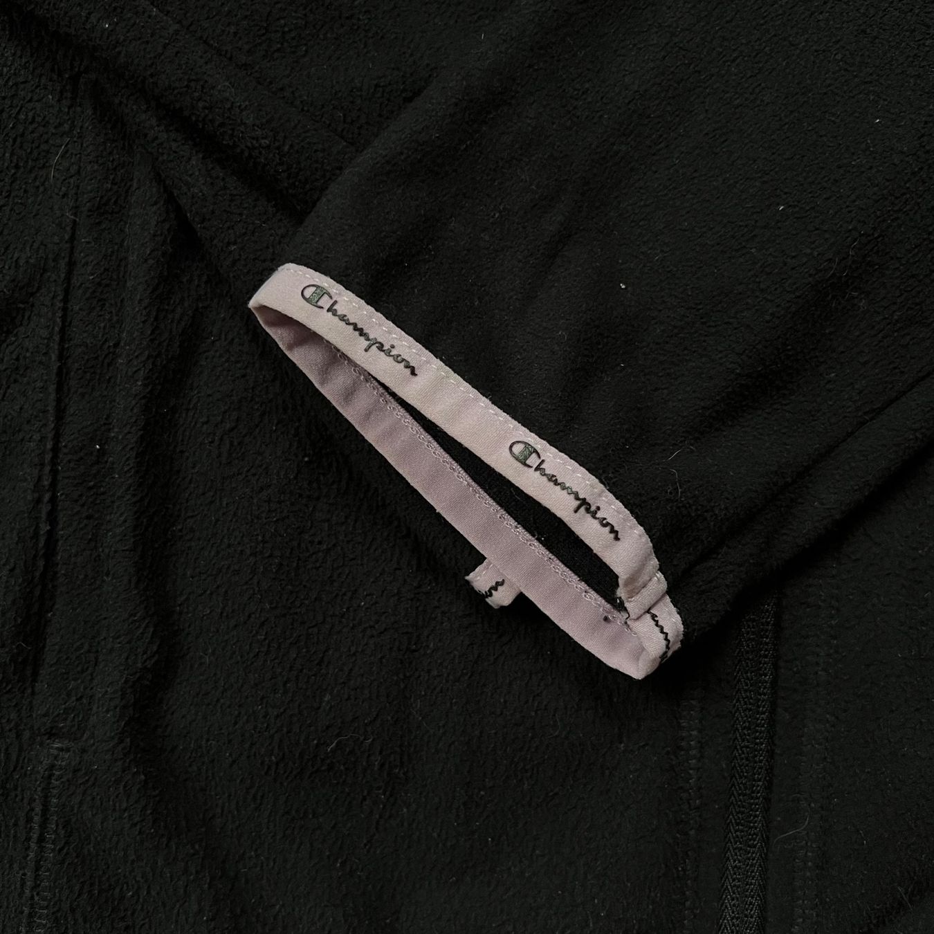Champion Giacche: Vintage Champion Fleece Jacke – Usato da Herisau venduto da 1asupply 1
