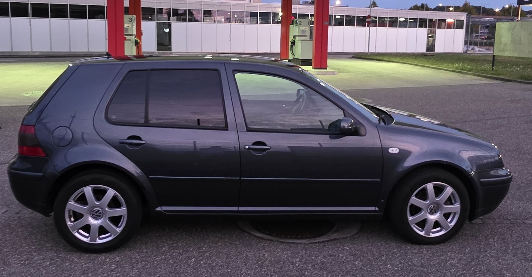 VW Automobili: VW Golf 1.9 TDI – Usato da Langenthal venduto da Q112 2