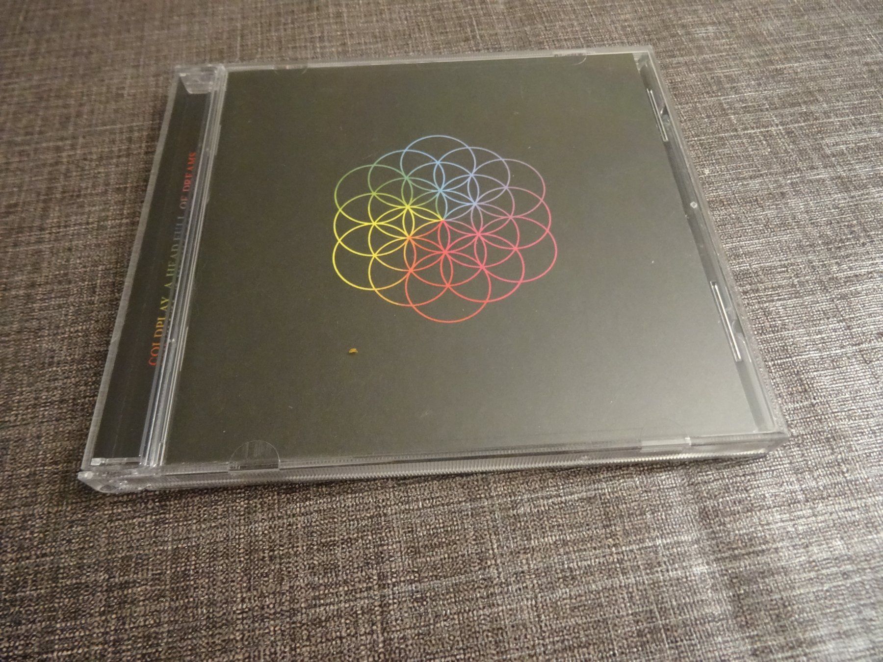 CD: CD Coldplay A Head Full of Dreams – Usato da Olten venduto da Disc-Ausverkauf