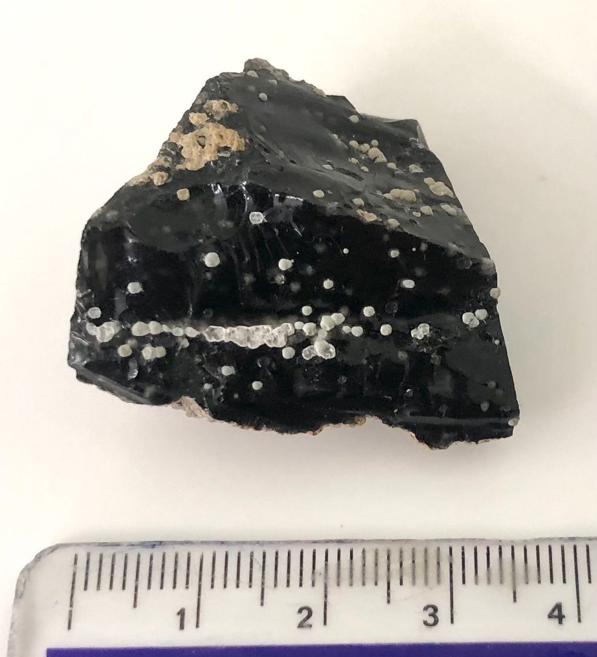 Minerali & Pietre curative: Kristall Obsidian mit Bims – Usato da Inwil venduto da TheSwissEagle