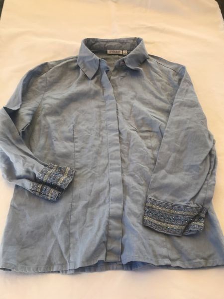 Blusen: Damen Oviesse Bluse 36 – Gebraucht aus Bergdietikon von antovale