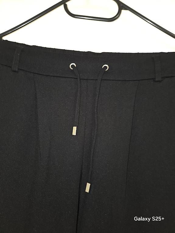 Pantaloni: Stoffhose – Nuovo e nell'imballaggio originale da St. Gallen venduto da ruz_t5lk