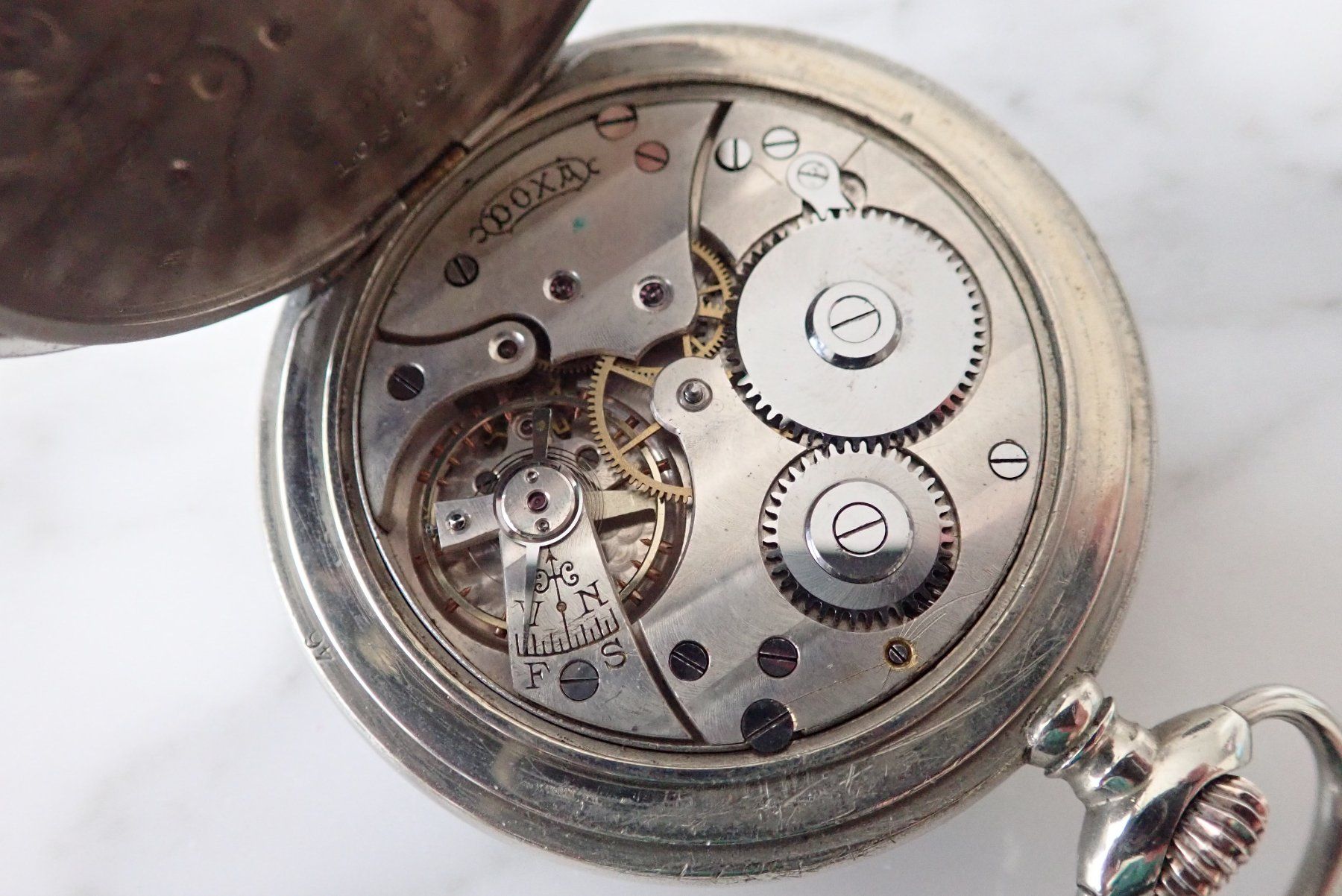 Doxa Orologi: ANTIK TASCHEN UHR  DOXA 56MM. – Usato da Wohlen AG venduto da superwatches 3