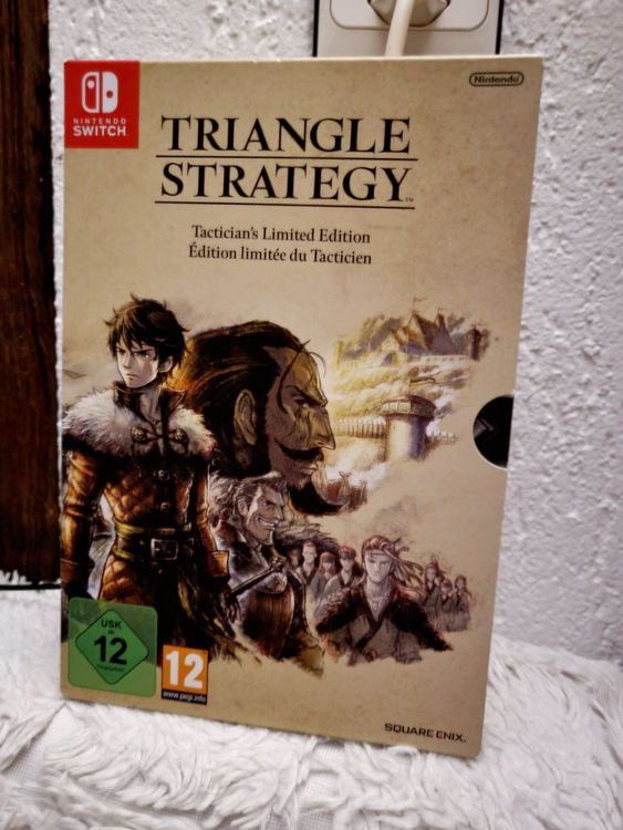 TRIANGLE STRATEGY EDITION LIMITEE COLLECTOR NINTENDO SWITCH NEUF SOUS