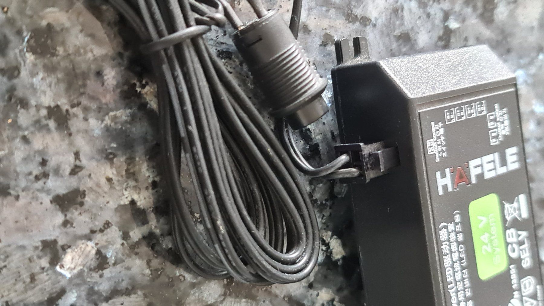 Convertitori: häfele 24v led driver netzteil 75w mit Push Button und Led – Nuovo (secondo la descrizione) da Uerkheim venduto da Justi.y 6