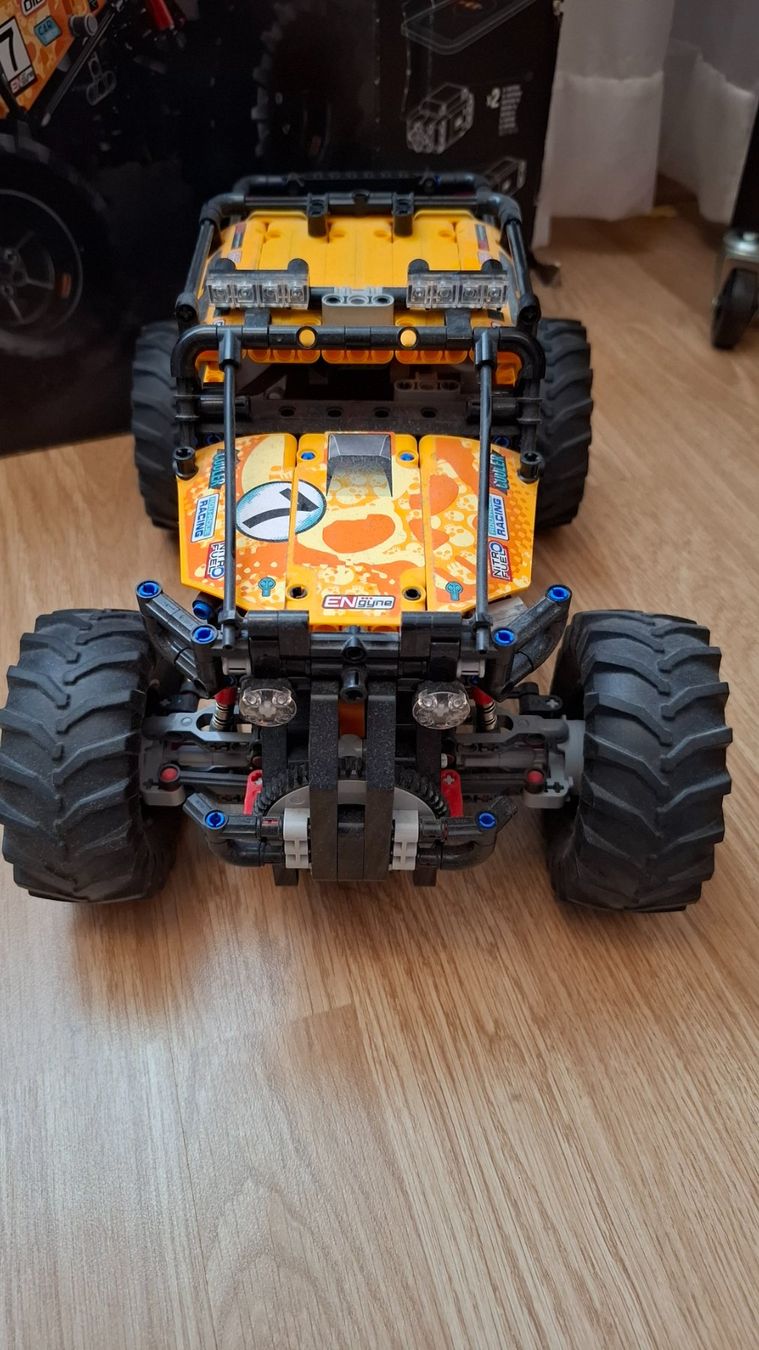 Lego Kit di costruzioni: Lego Technic 4X4 X-treme off-Roader 42099 – Usato da Amriswil venduto da kev_29fv 1