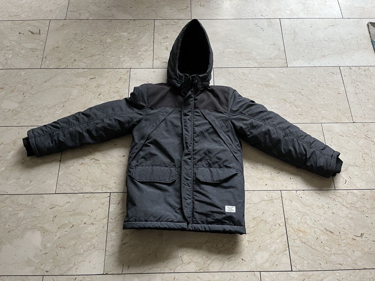 H&M Jacken & Mäntel: Daunenjacke / Winterjacke Gr. 152 – Neu (gemäss Beschreibung) aus Zürich von klente