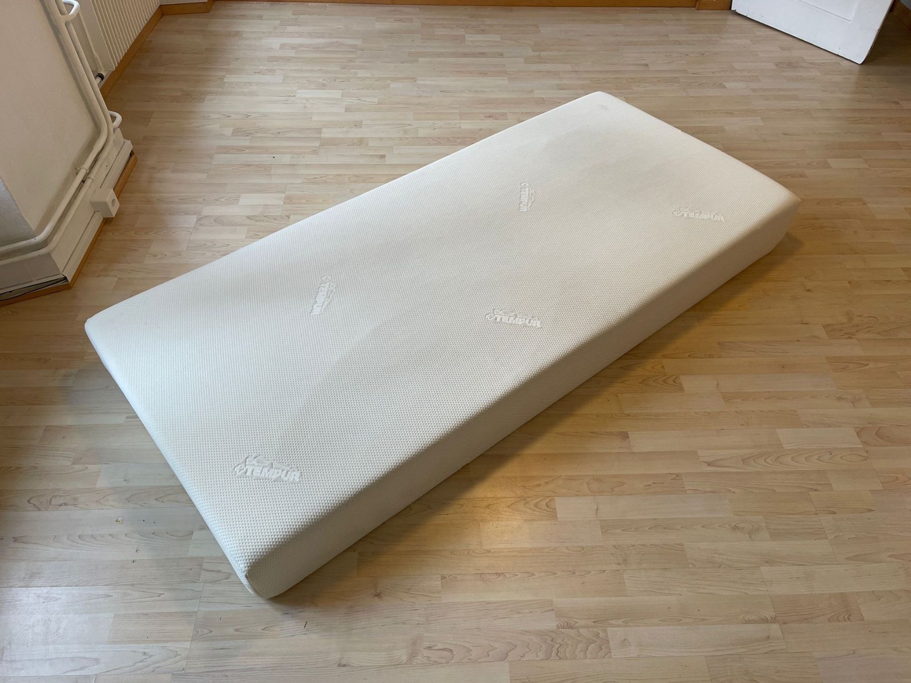Tempur Matratzen: Tempur Matratze, 90cm x 200 cm – Gebraucht aus Holderbank SO von ann_lg6r 1