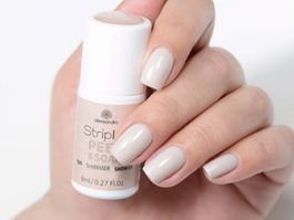 StripLac 109 Simmer Shower 8ml Alessandro / UVP 28.50