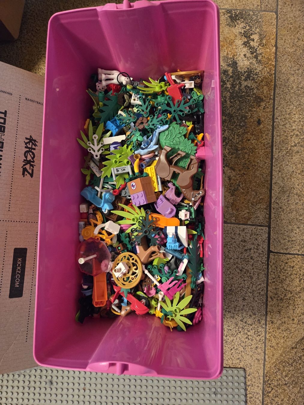 Lego Spielzeuge: Lego friends Sammelsurium – Gebraucht aus Zürich von zibbeli 1