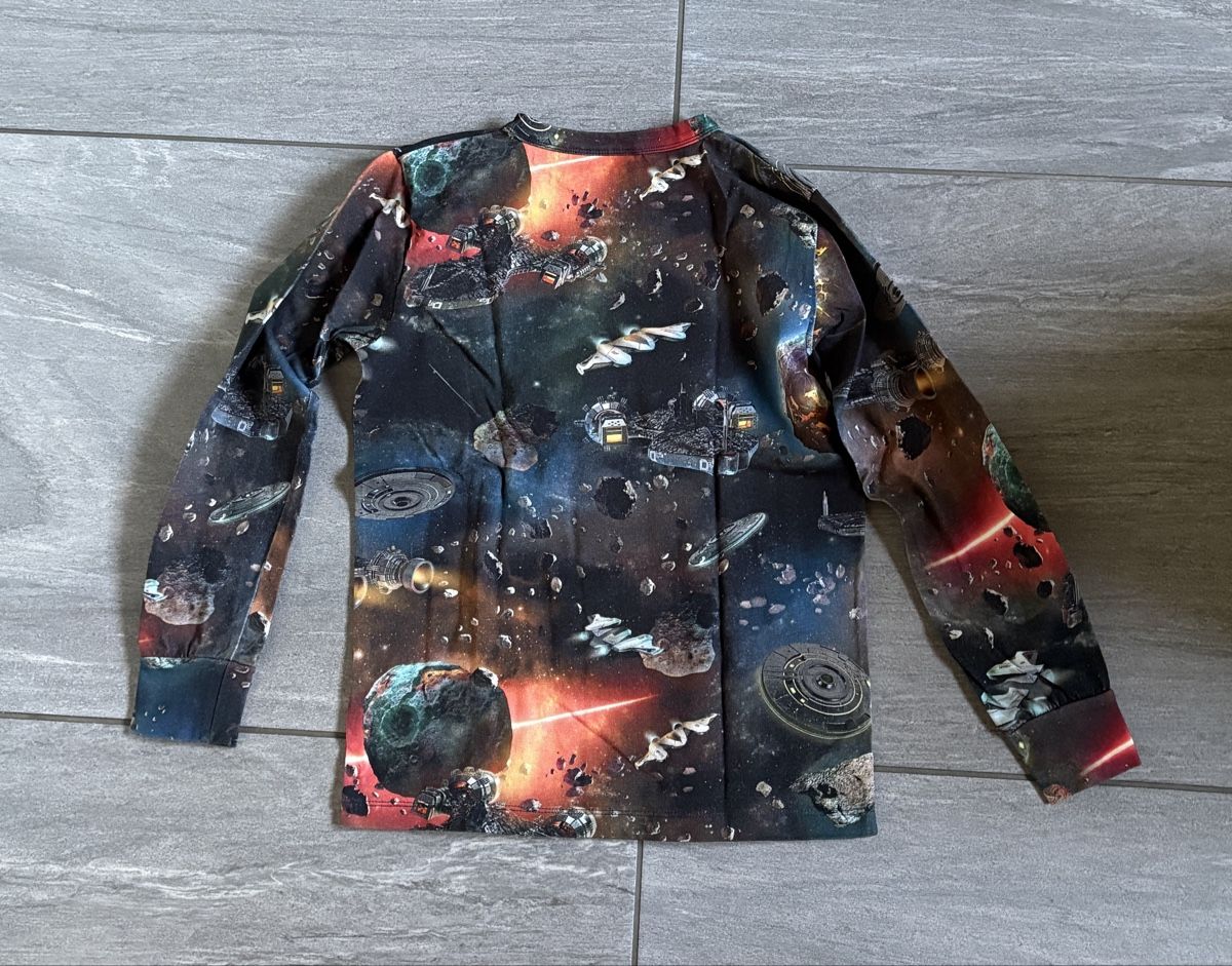 Camicie, T-shirt & Polo: Molo T-Shirt Gr140 – Usato da Villmergen venduto da Mercedes405 1