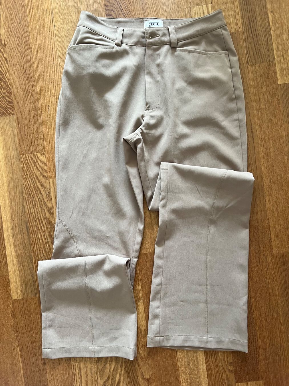Cecil Pantalons: Hose Cecil – D'occasion à Glattpark(Opfikon) par ste_n99y 2
