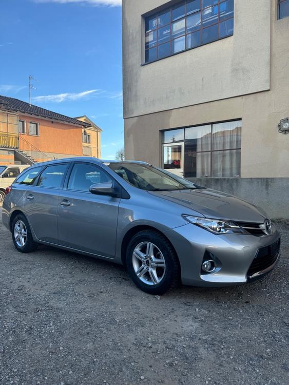 Toyota Auris Touring Sports 1.6 autom.