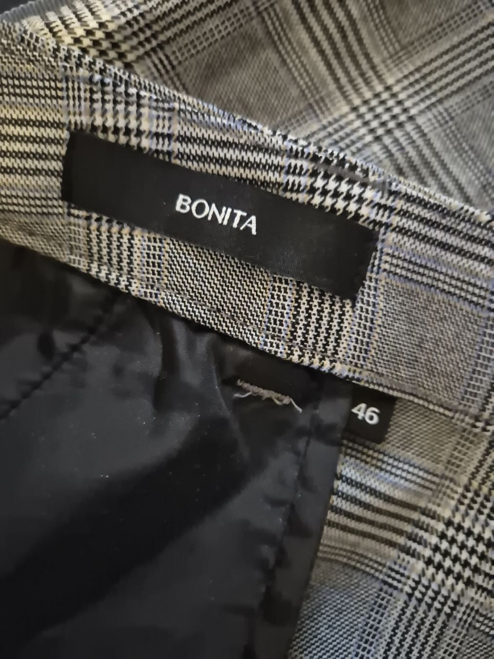 Bonita Pantaloni: Bonitastoffhose stylisch und bequem Gr. 46 – Usato da Zug venduto da puzzle73 2