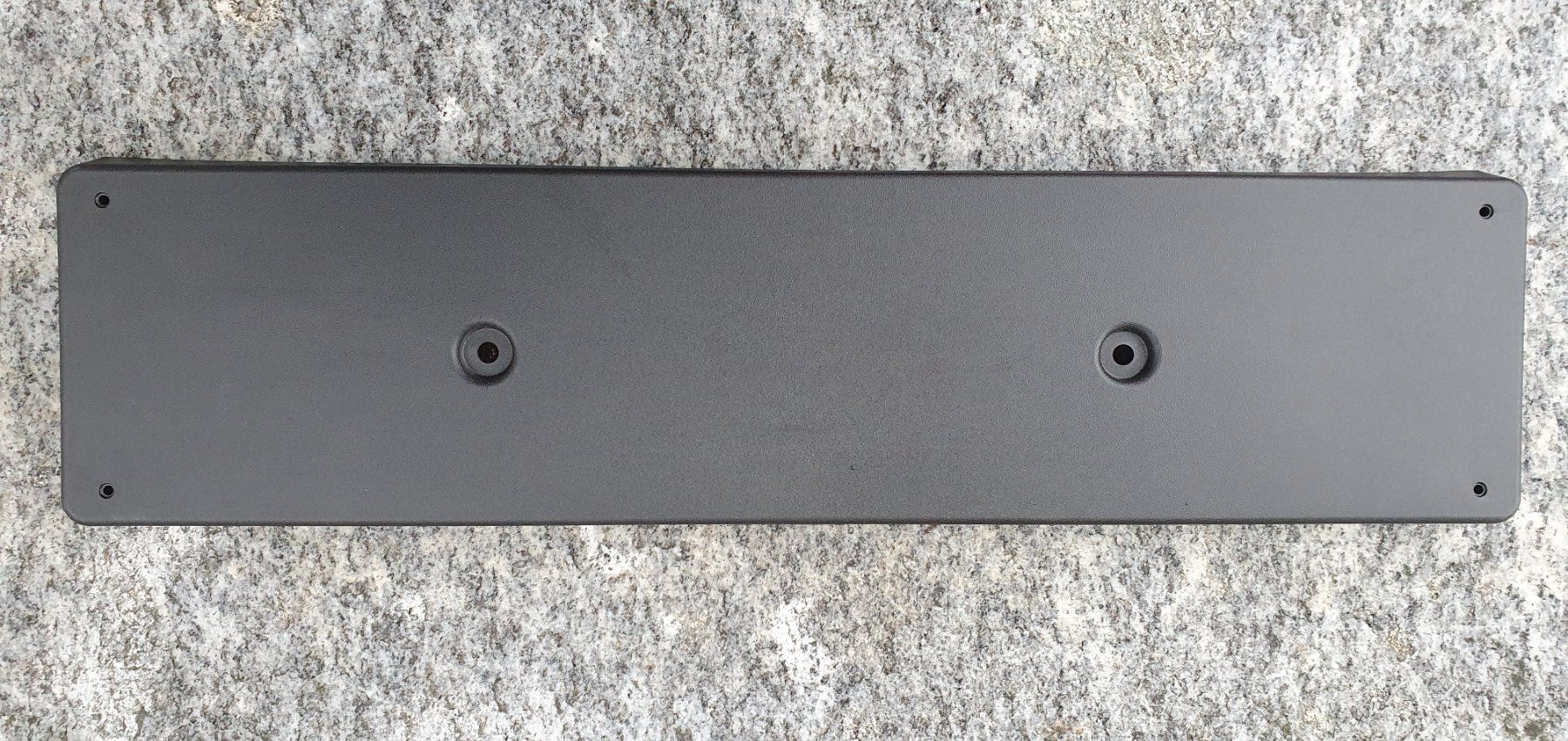 Tutti pezzi di ricambio auto: Nummernschild-Halteplatte; NEU – Nuovo (secondo la descrizione) da Rothenburg venduto da Bleonhard