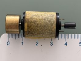 ROCO Mikro- MOTOR + Kardanwelle / MOTEUR yc cardan