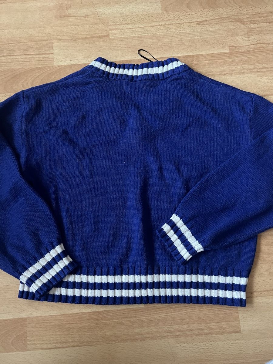 H&M Pullover & Sweatshirts: Pullover – Gebraucht aus Kirchberg BE von lea_kb6y 2