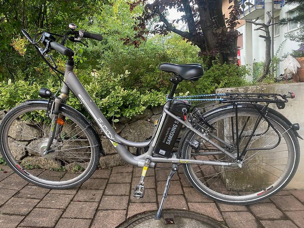 Biciclette: E-City Fahrrad – Usato da Hinwil venduto da Hiwikeb