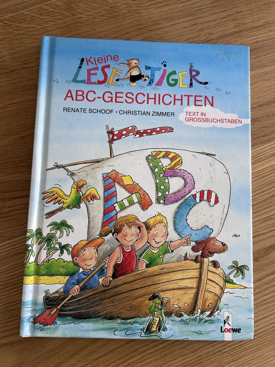 Bücher: ABC-Geschichten mit Text in Grossbuchstaben - Kinderbuch – Gebraucht aus Strengelbach von aline.e.f.