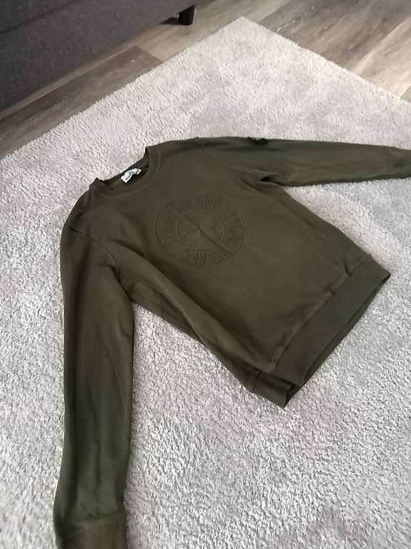 Maglioni & Felpe: Stone Island Hoodie – Usato da Möriken AG venduto da nil_hmm8 1
