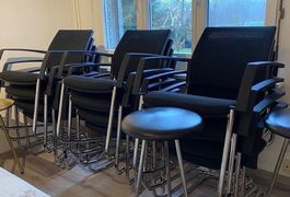 Bürostuhl Büro Stuhl Sitzungszimmer Konferenzstühle Tisch