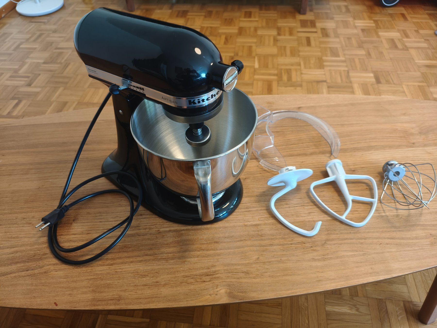 Kitchenaid Elettrodomestici da cucina: KitchenAid Artisan 5KSM150. Ab 1 Fr! – Usato da Zürich venduto da Beambox_Schweiz