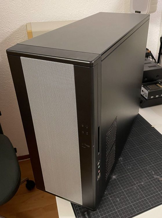 Chieftec Midi Tower (schwarz, 00er Jahre) (Gebraucht) in Zürich für CHF ...
